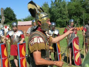 Erläuterungen zum Römischen Militärwesen (Römerfest Mayen, 2013)